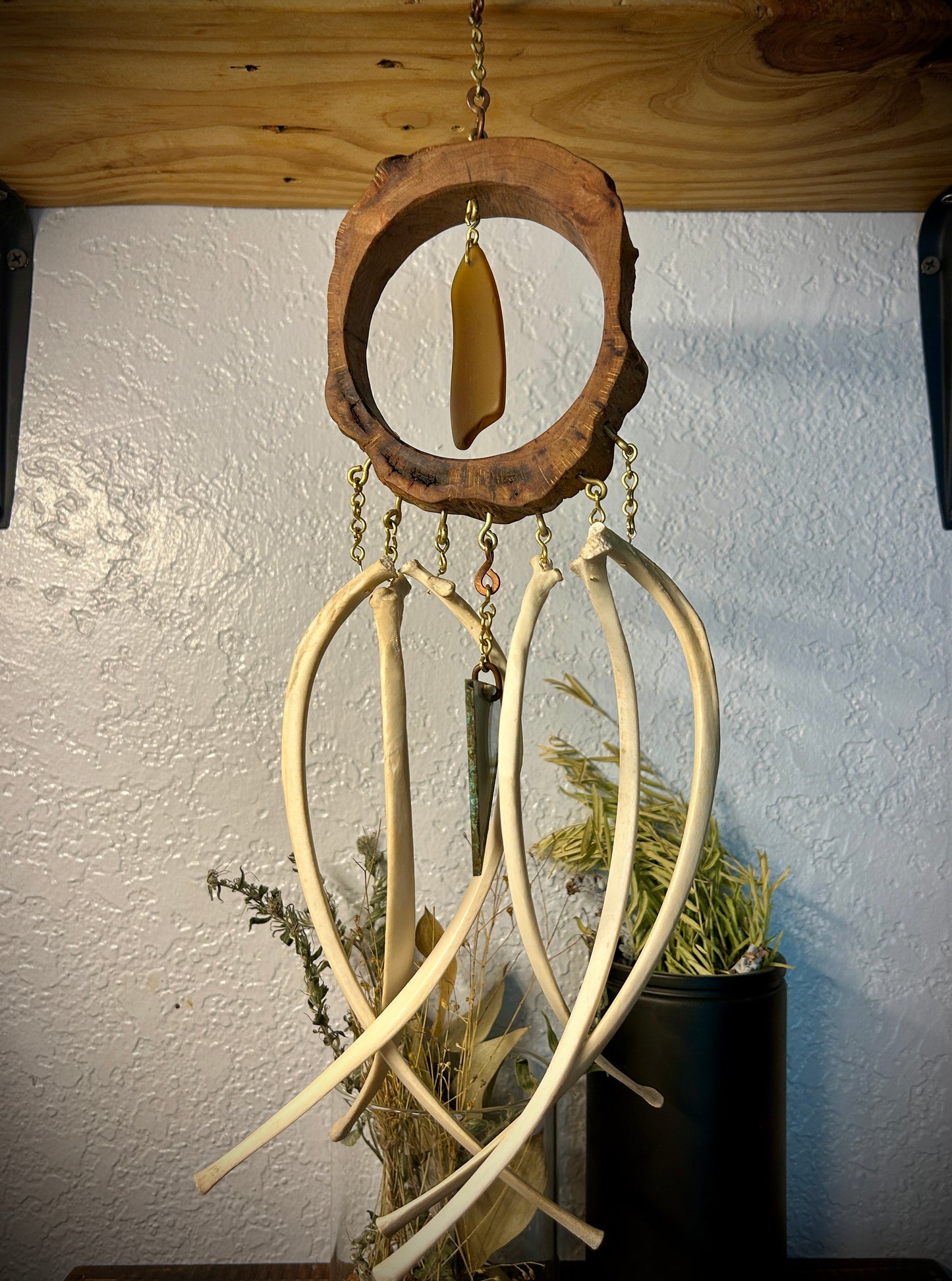 Amber Rib & Wood Chime
