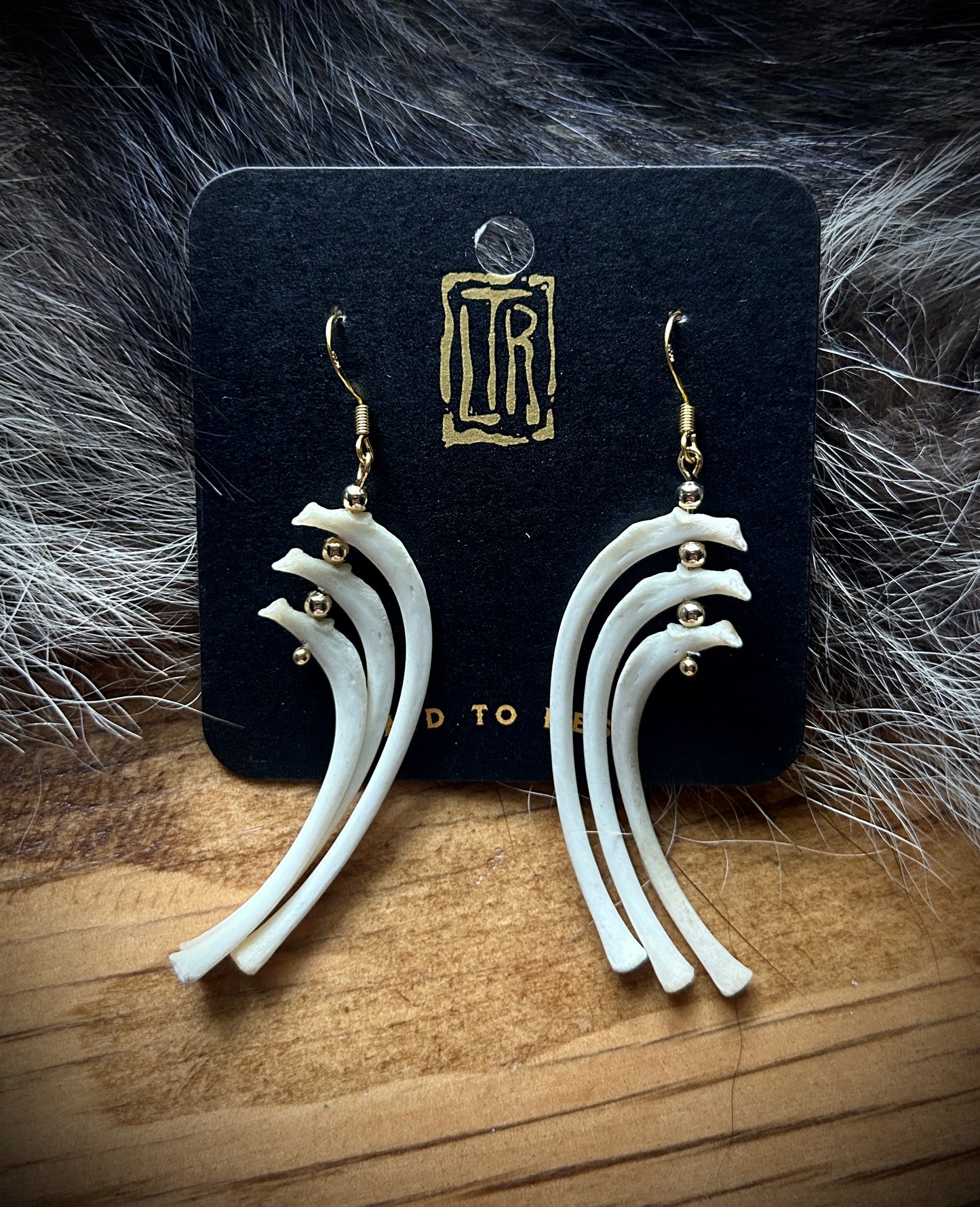 Triple Fox Ribs earrings
