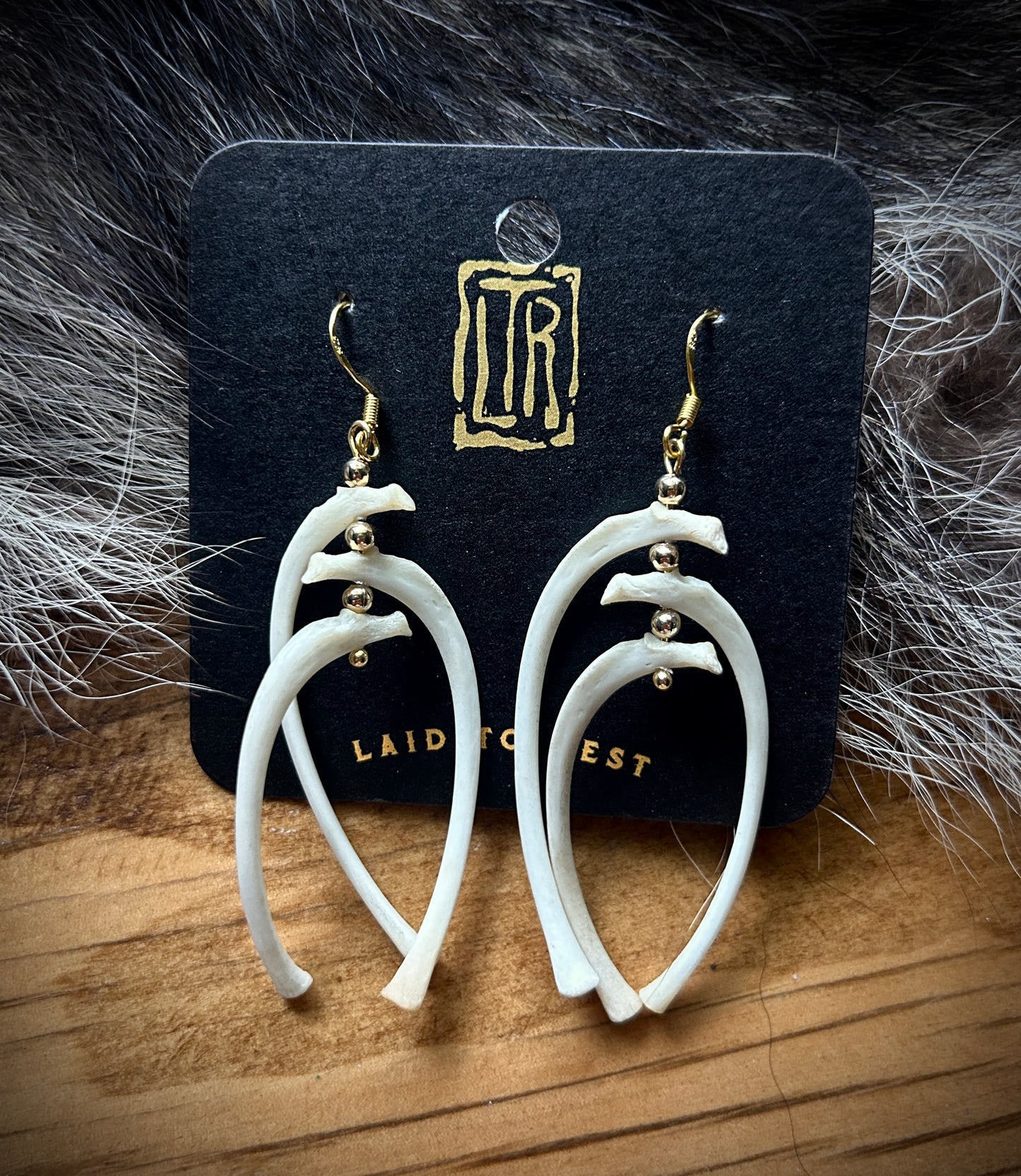Triple Fox Ribs earrings