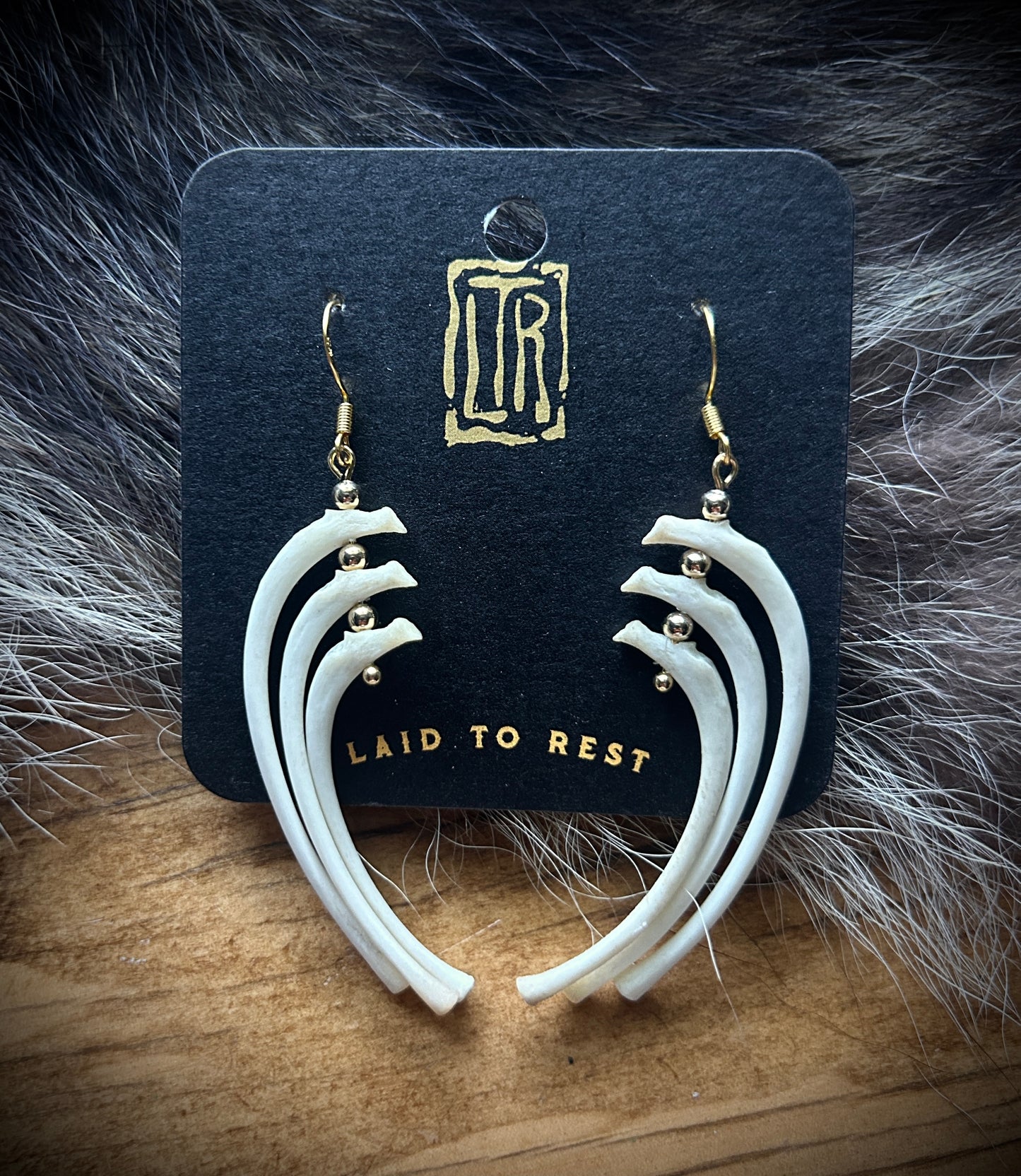 Triple Fox Ribs earrings