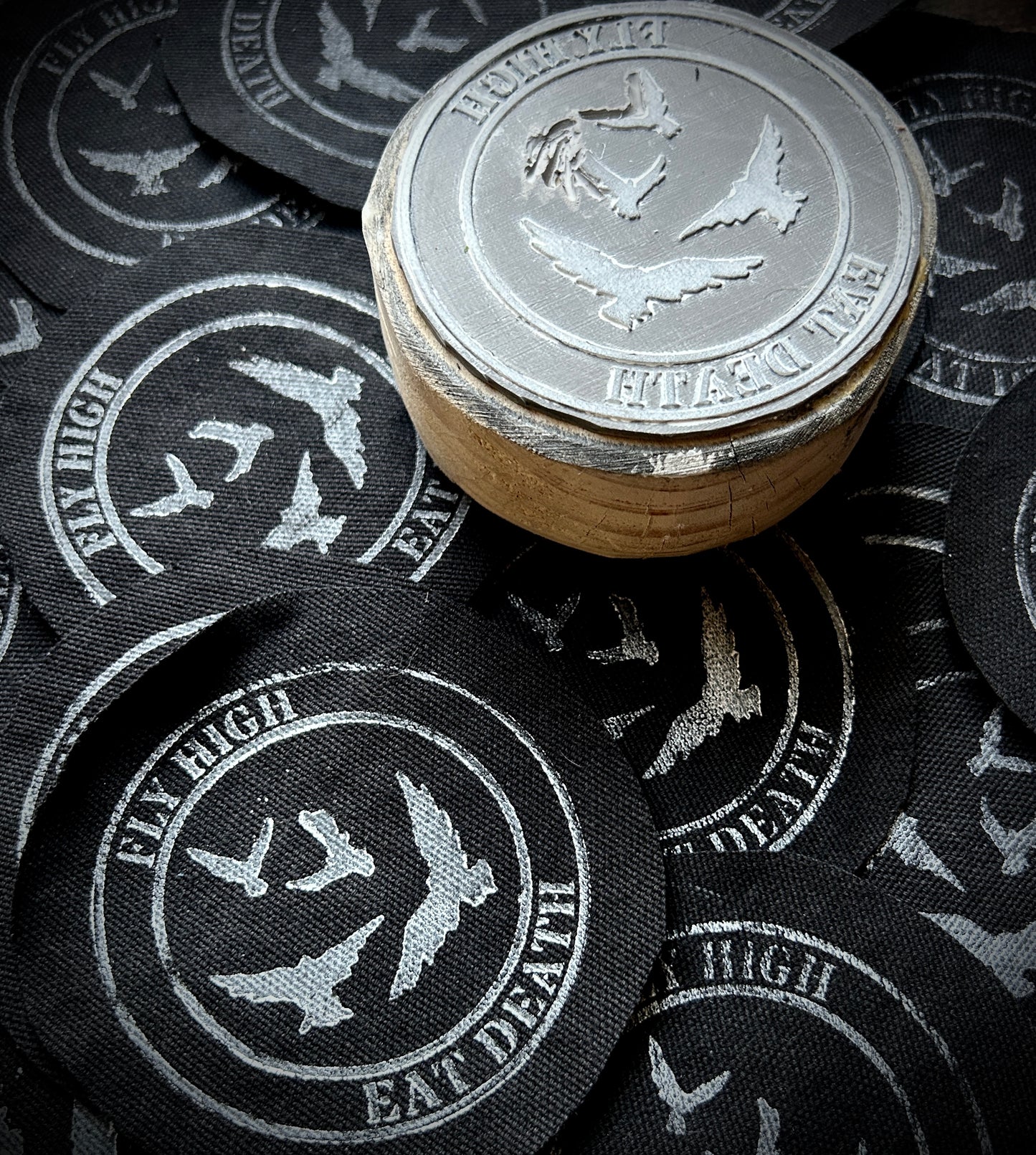 Vultures - Fly High, Eat Death Patch