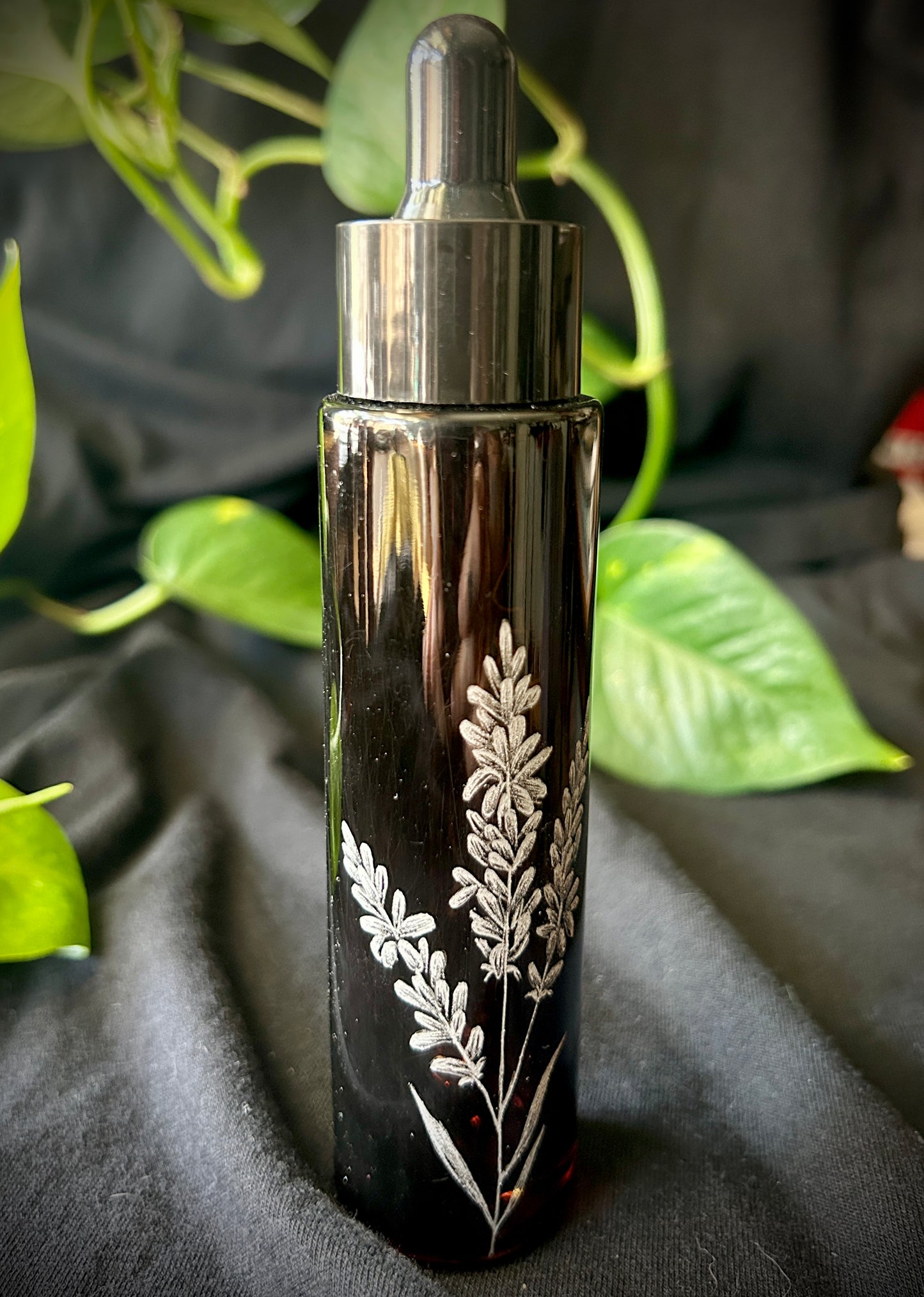 Lavender hand-etched glass dropper bottle